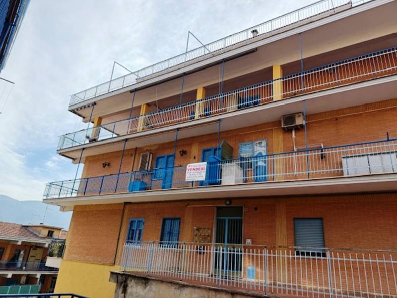 Appartamento in vendita a castel-madama - via-della-liberta. Foto 3 di 49 