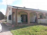 Villa in vendita a ARDEA su Via Rimini foto 1 di 11